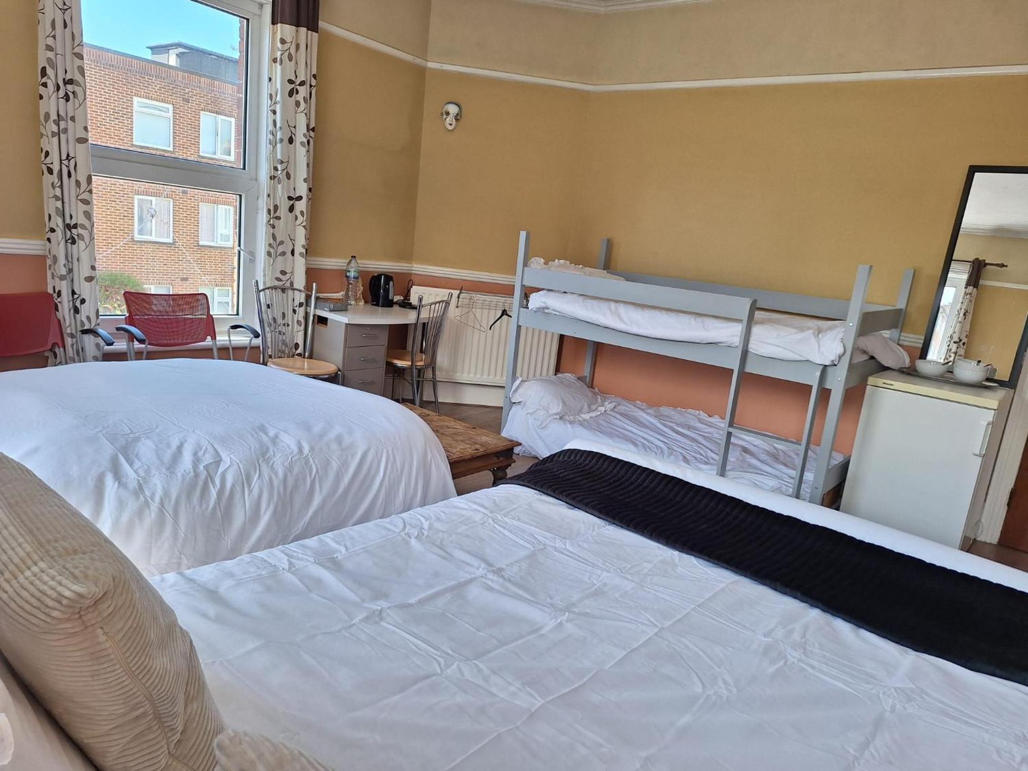 Апартаменты 'Aandal House' Bournemouth' Пул Экстерьер фото